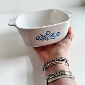 Corning Ware A-1-1/2-B Dish for Bakers; Blue Cornflower 1.5L Casserole